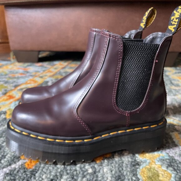 Dr Martens Platform Boots Womans Size 7 - Picture 1 of 4